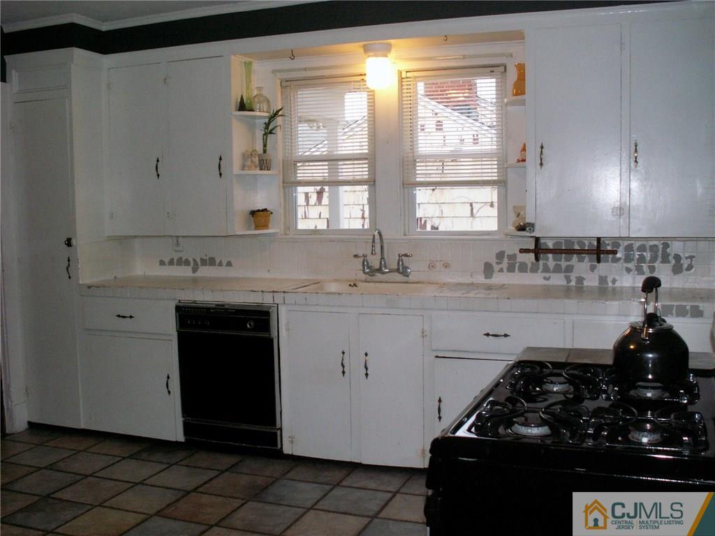 339 Plainsboro Road Plainsboro, NJ 08536 - Photo 8 of 16