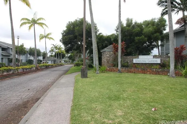 $2,400 | 95-1045 ʻĀinamakua Drive, Unit 24, Mililani, HI 96789