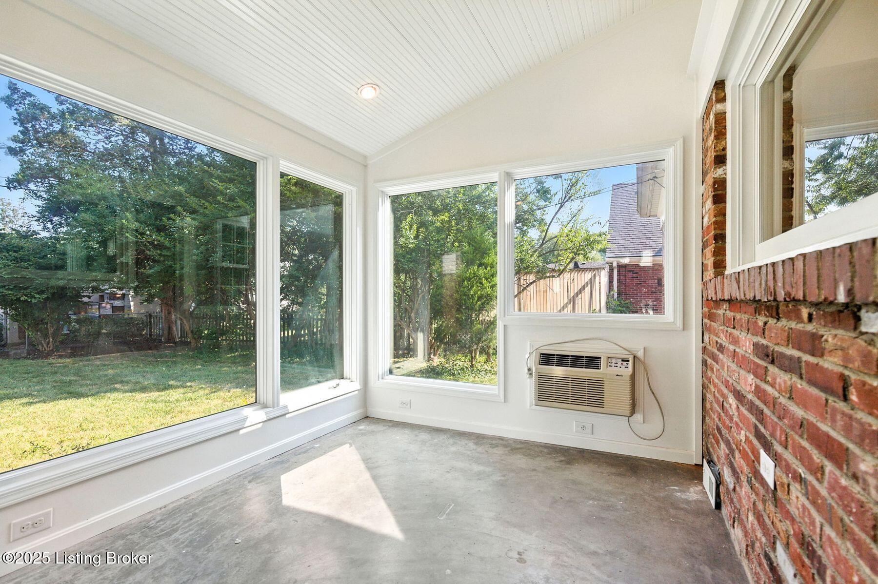 4622 Beaver Road Louisville, KY 40207 - Photo 30 of 63 photo_online_029