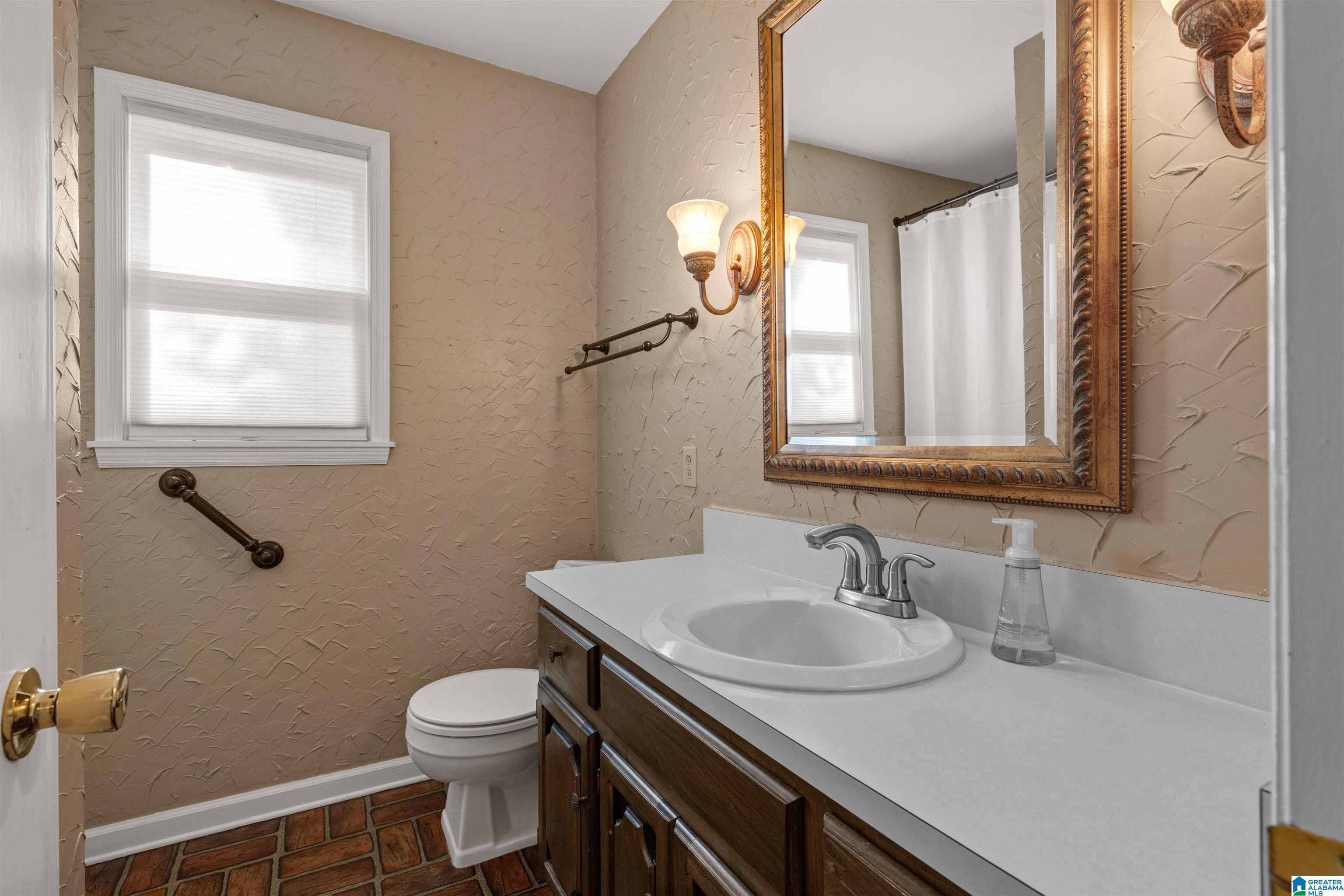 3908 Spring Valley Road Mountain Brook, AL 35223 - Photo 18 of 32 Gallery Image 18