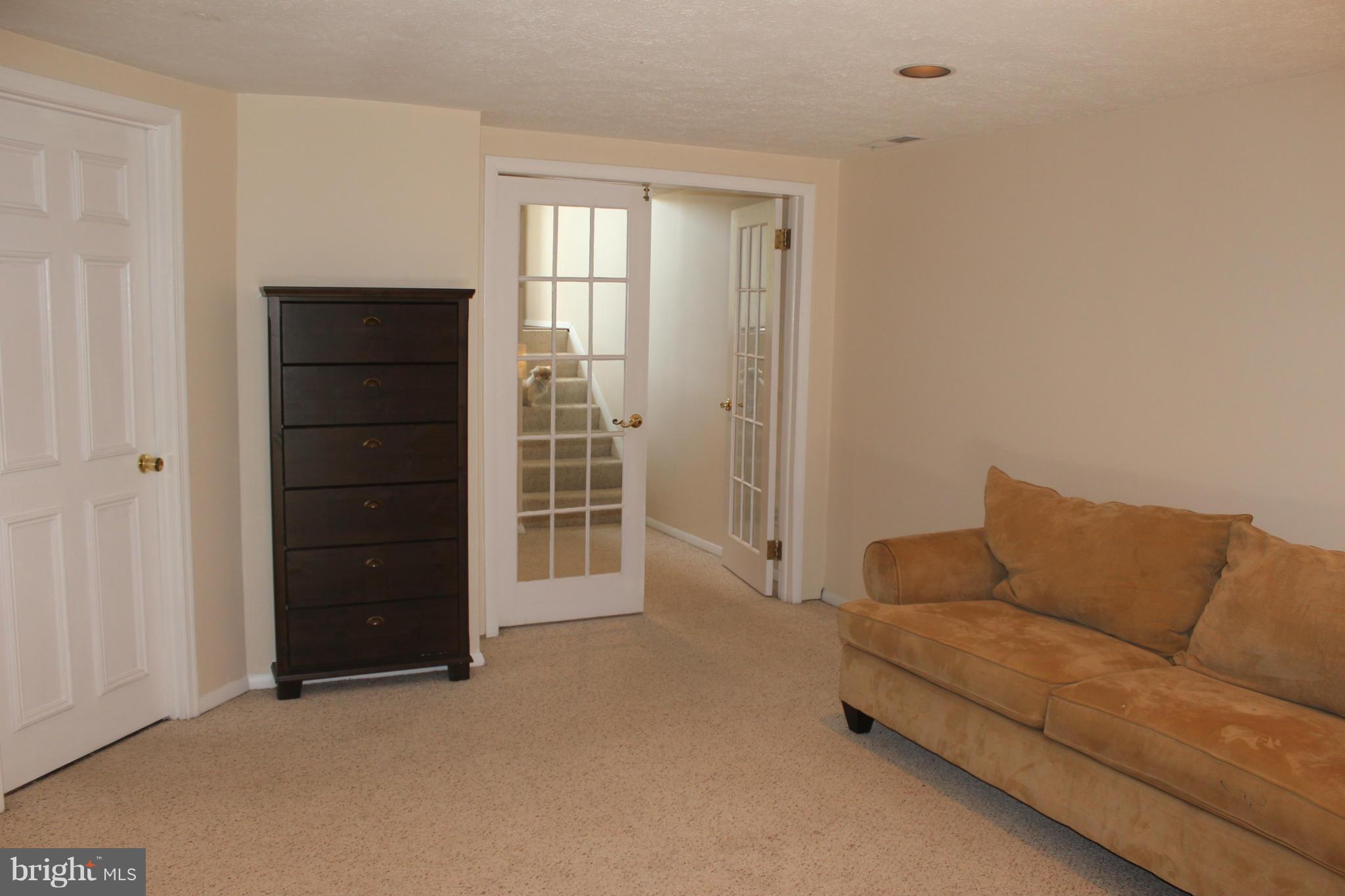 9019 Throgmorton Road Baltimore, MD 21234 - Photo 25 of 30 Family Room