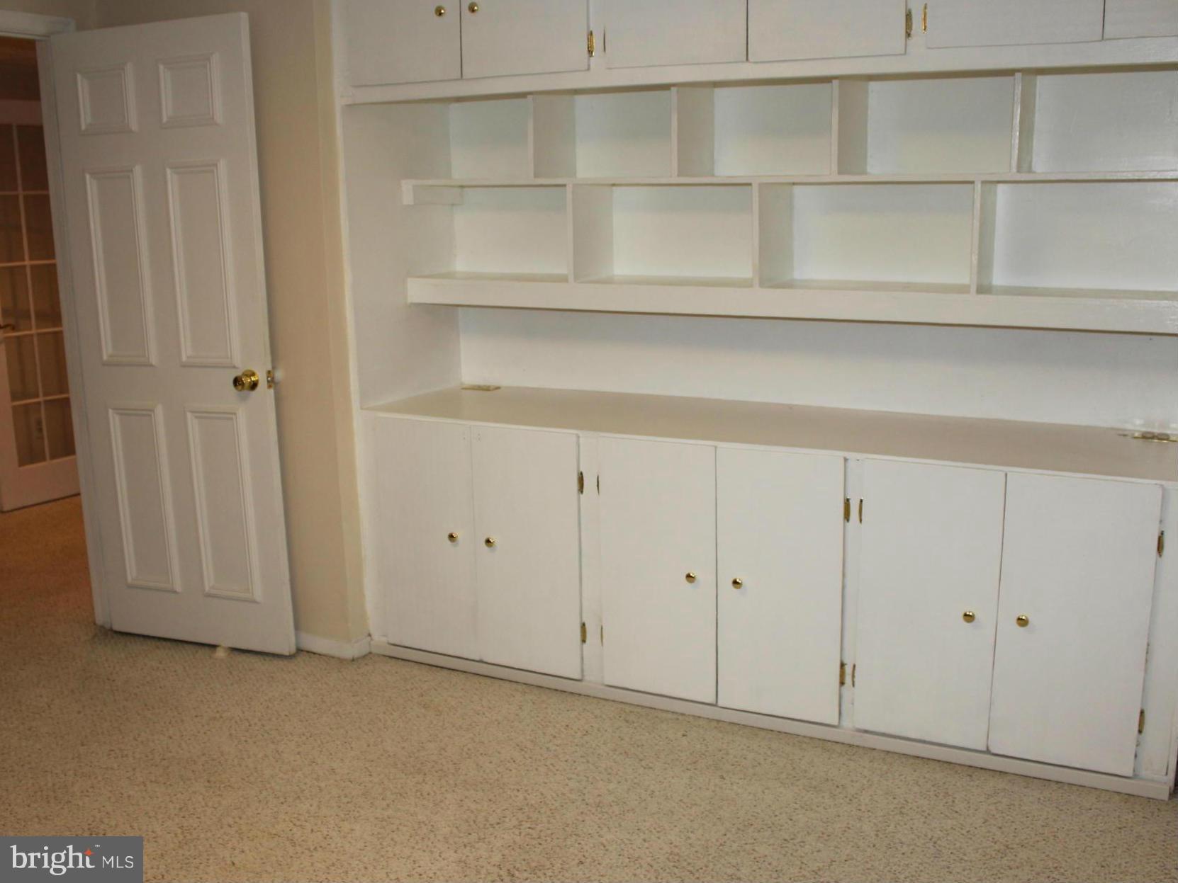 9019 Throgmorton Road Baltimore, MD 21234 - Photo 27 of 30 Interior (General)