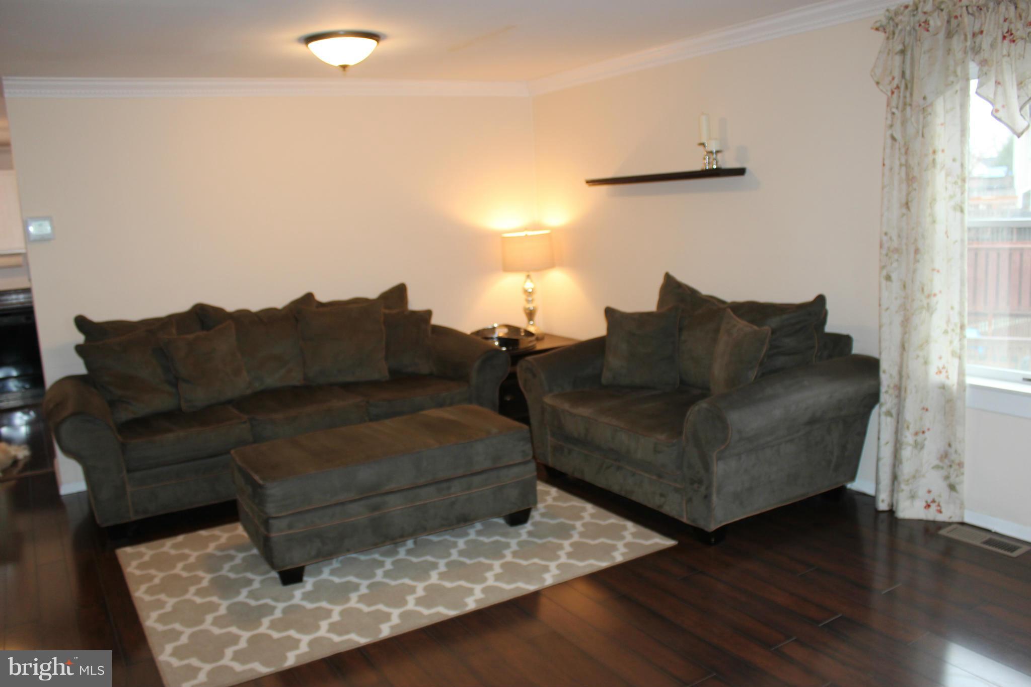 9019 Throgmorton Road Baltimore, MD 21234 - Photo 6 of 30 Living Room