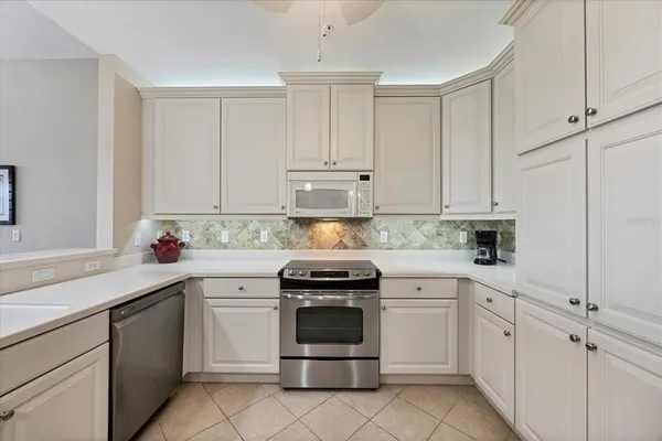 $625,000 | 11100 Hacienda Del Mar Boulevard, Unit G304, Placida, FL 33946