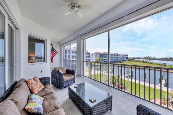 $625,000 | 11100 Hacienda Del Mar Boulevard, Unit G304, Placida, FL 33946