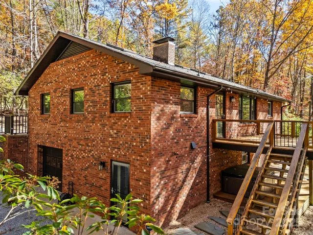 $585,000 | 2149 Williamson Creek Road, Pisgah Forest, NC 28768