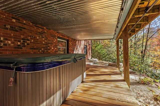 $585,000 | 2149 Williamson Creek Road, Pisgah Forest, NC 28768