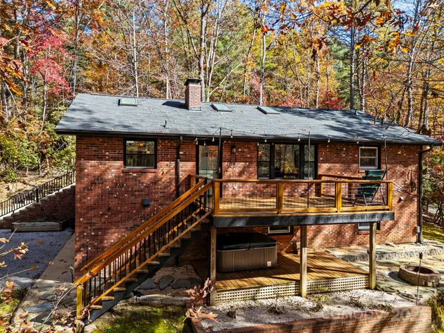 $585,000 | 2149 Williamson Creek Road, Pisgah Forest, NC 28768