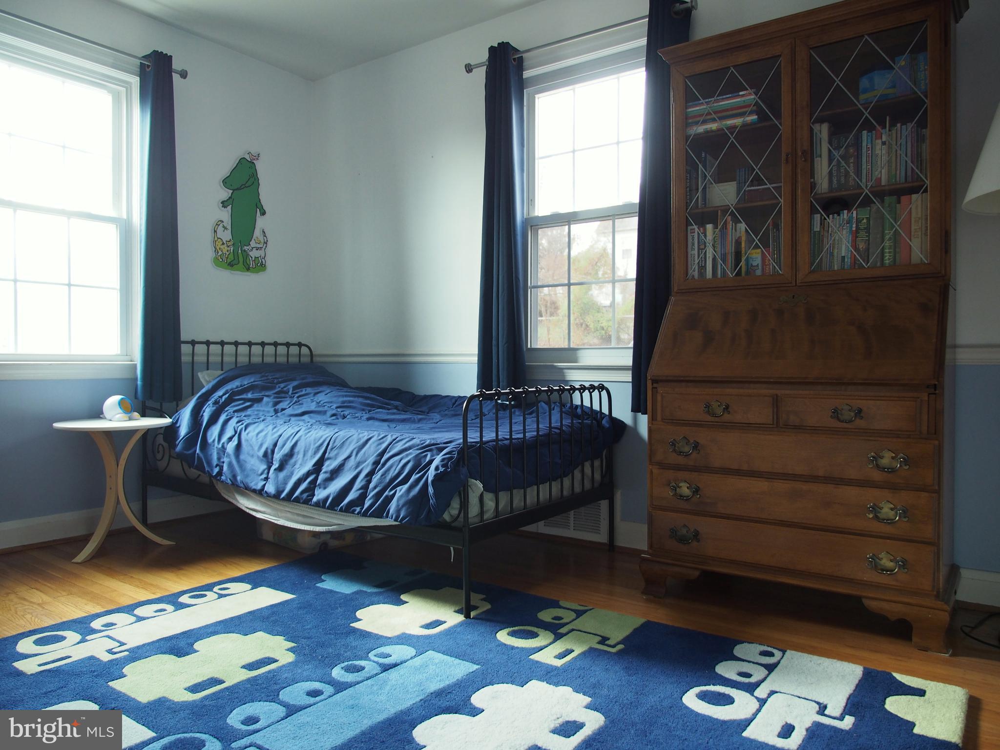 5560 Oakland Road Baltimore, MD 21227 - Photo 13 of 30 Bedroom