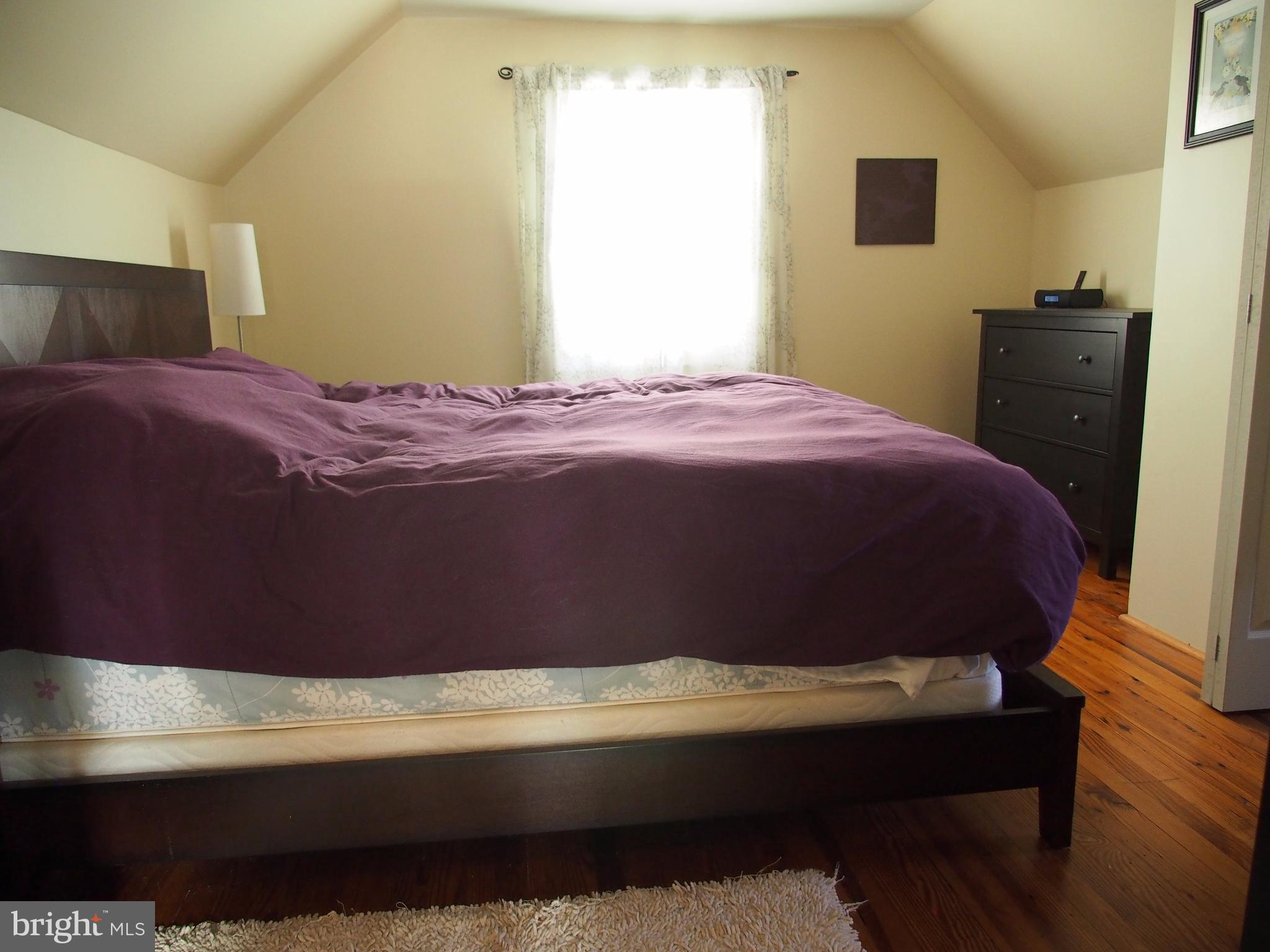 5560 Oakland Road Baltimore, MD 21227 - Photo 16 of 30 Bedroom (Master)
