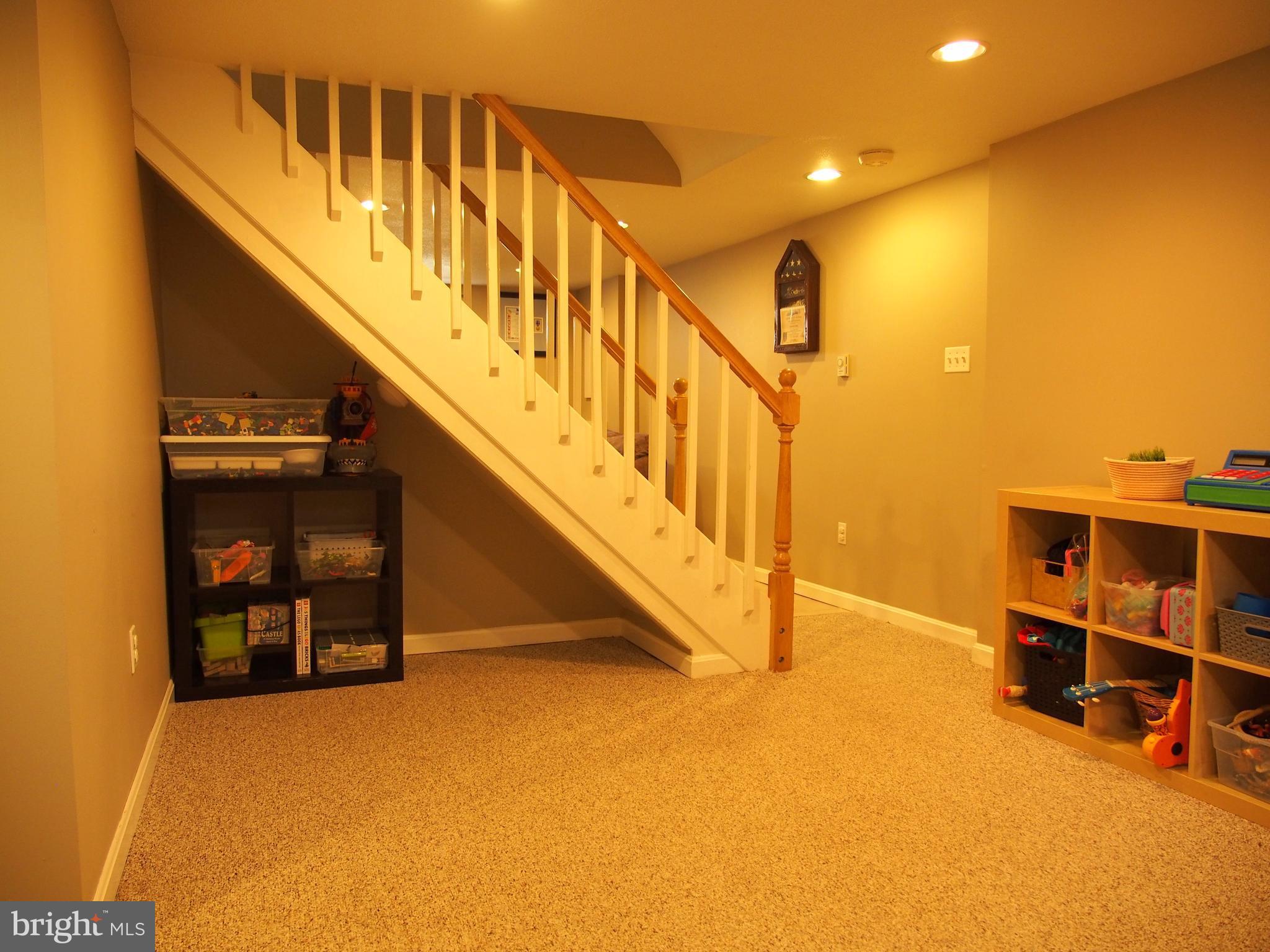 5560 Oakland Road Baltimore, MD 21227 - Photo 24 of 30 Interior (General)