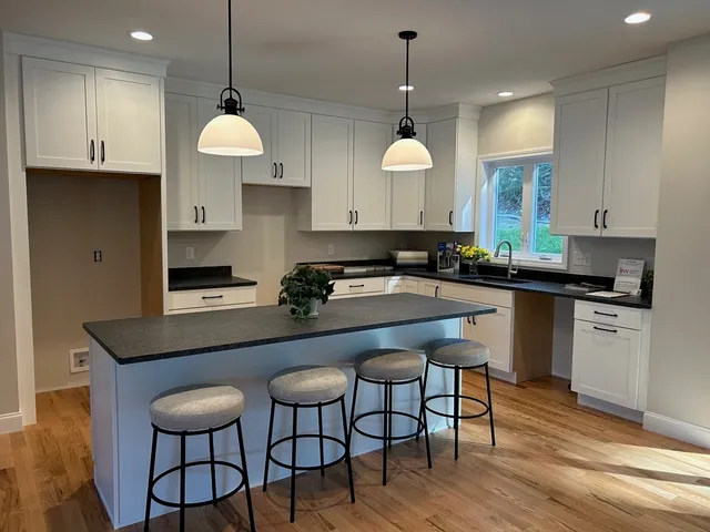 $908,250 | 31 Juliana Avenue, Nashua, NH 03064