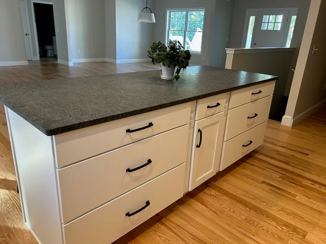 $908,250 | 31 Juliana Avenue, Nashua, NH 03064