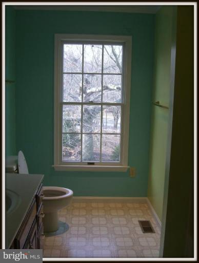 911 Edgewood Road Edgewood, MD 21040 - Photo 24 of 28 Upstairs Full Bath
