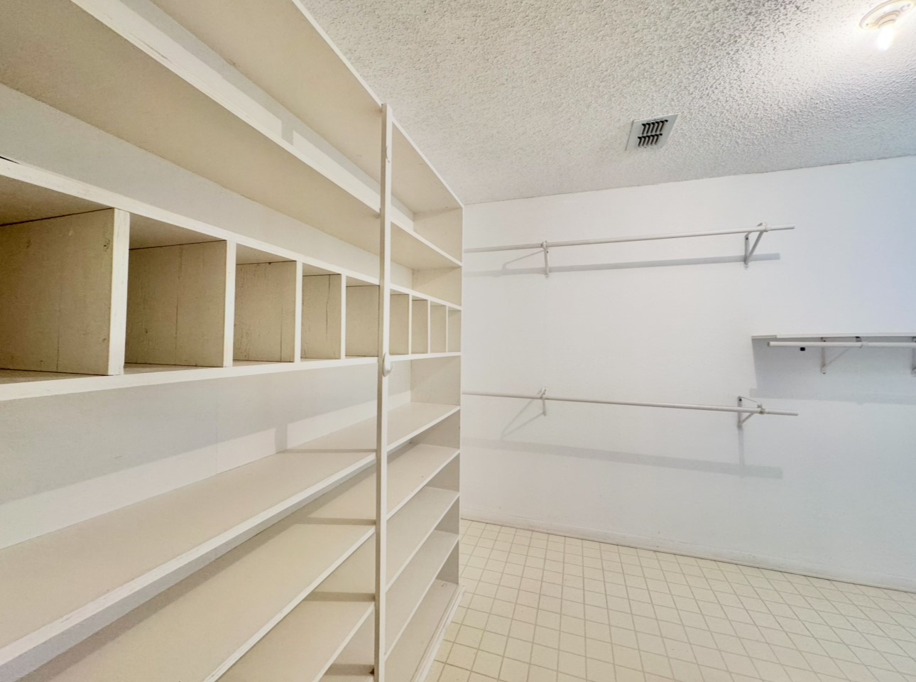 608 Mogonye Lane Elgin, TX 78621 - Photo 29 of 38 a bathroom with a bathtub