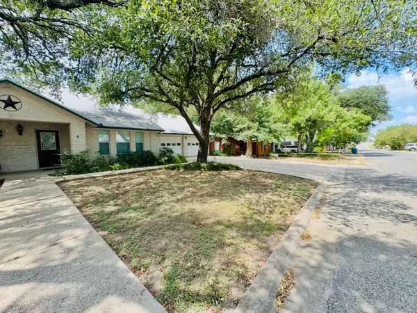 $425,000 | 608 Mogonye Lane, Elgin, TX 78621