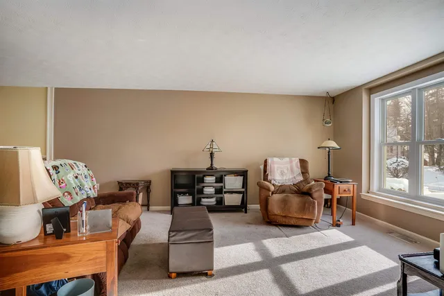 $559,900 | 1 Logan Court, Hudson, NH 03051