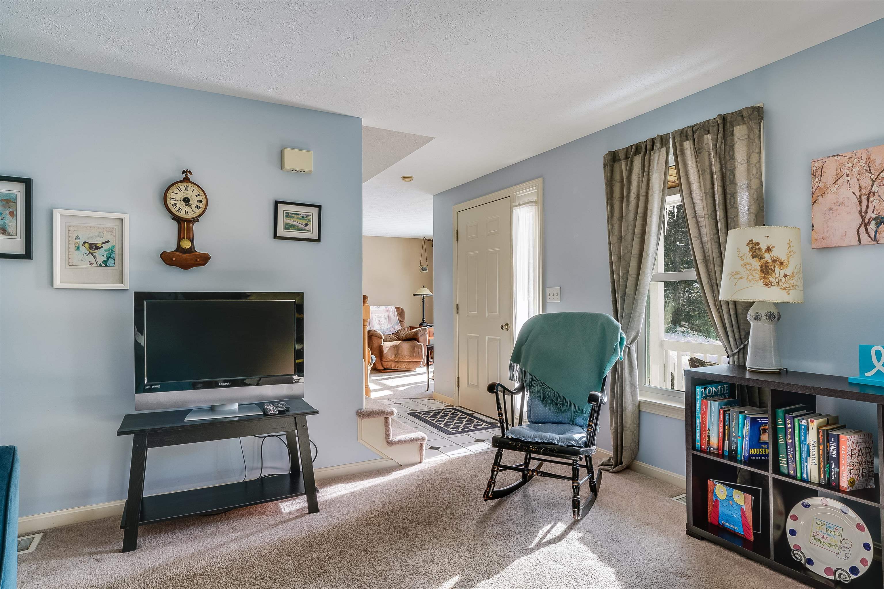 1 Logan Court Hudson, NH 03051 - Photo 8 of 36