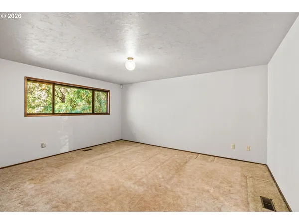 $650,000 | 88152 Keola Lane, Springfield, OR 97478