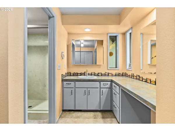 $650,000 | 88152 Keola Lane, Springfield, OR 97478