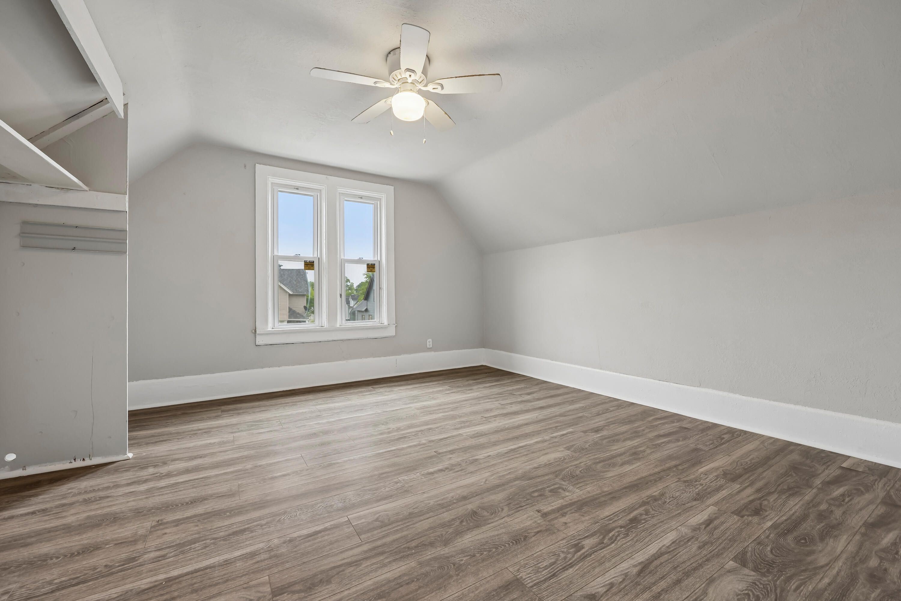 1222 Summit Avenue Racine, WI 53404 - Photo 17 of 22 18-print-Summit Ave-S2506-018
