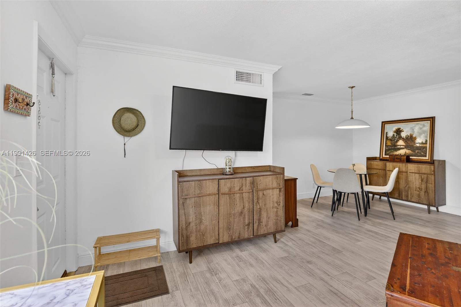 10002 Winding Lake Road, Unit 204 Sunrise, FL 33351 - Photo 4 of 31