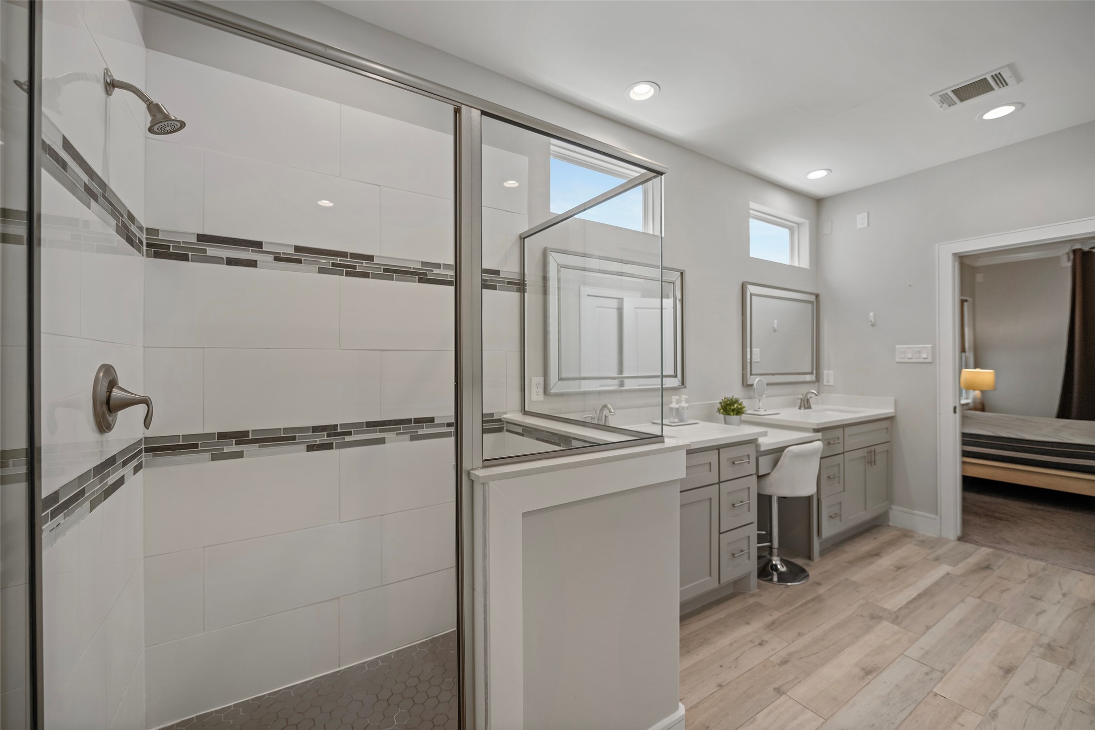 6533 Castlebay Drive Houston, TX 77092 - Photo 29 of 50 a view of bathroom with dual sinks