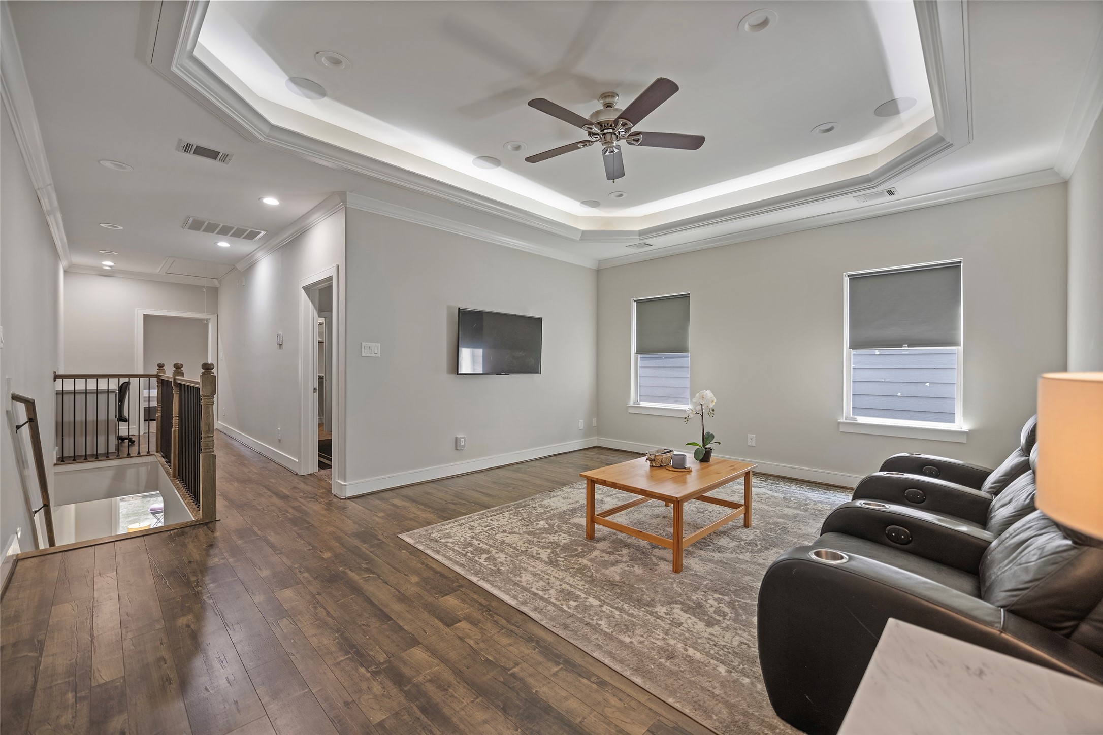 6533 Castlebay Drive Houston, TX 77092 - Photo 32 of 50 a living room with furniture and a window