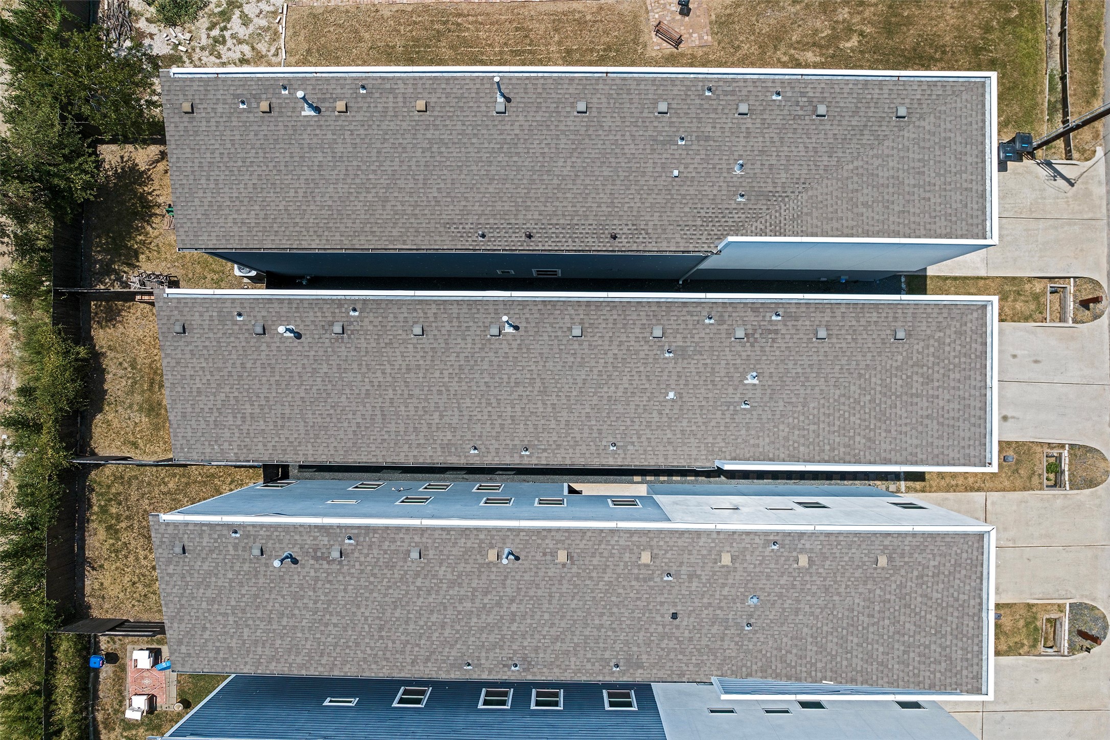 6533 Castlebay Drive Houston, TX 77092 - Photo 48 of 50 an aerial view of house with yard