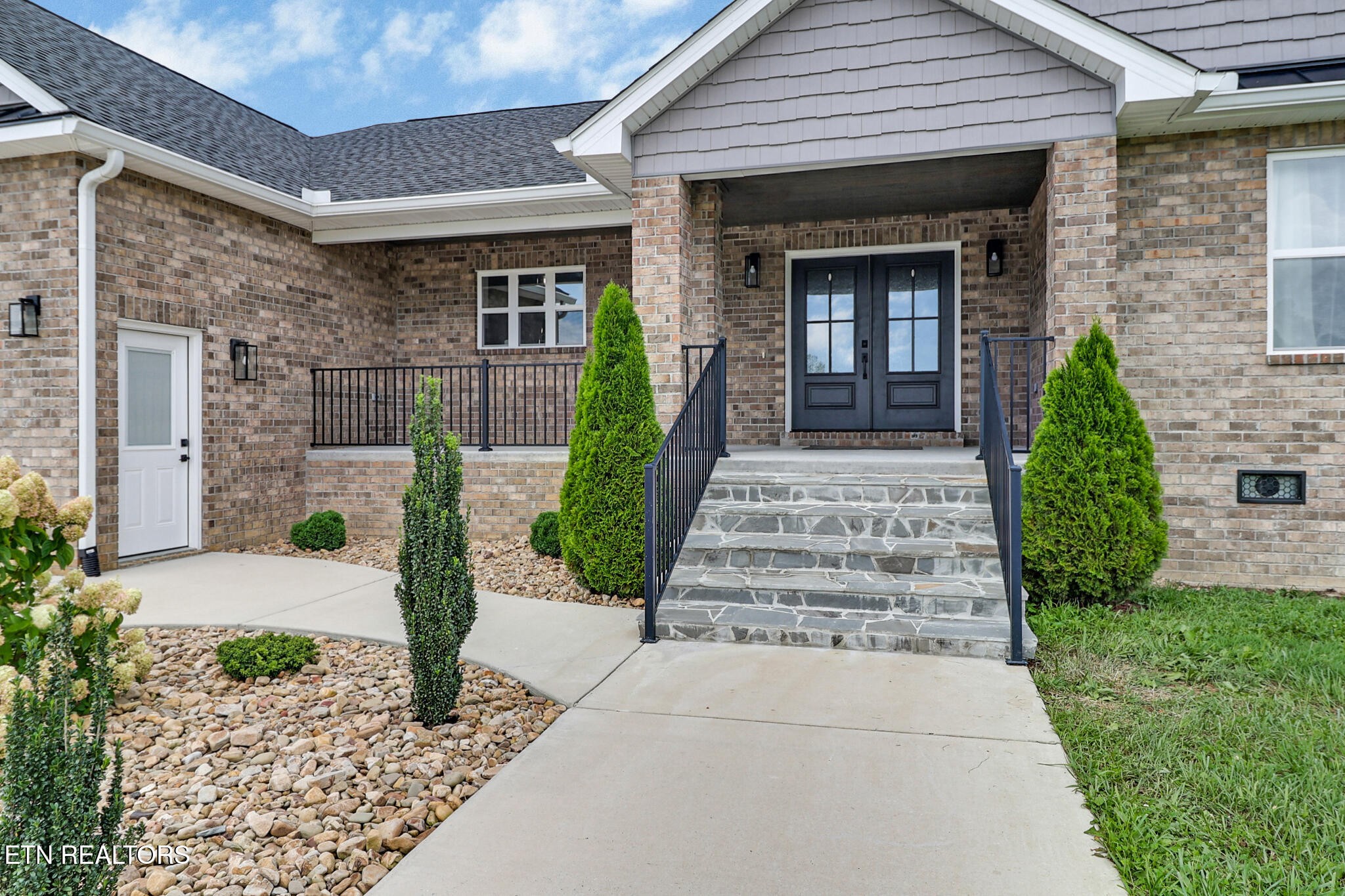 322 Randolph Road Crossville, TN 38571 - Photo 4 of 60