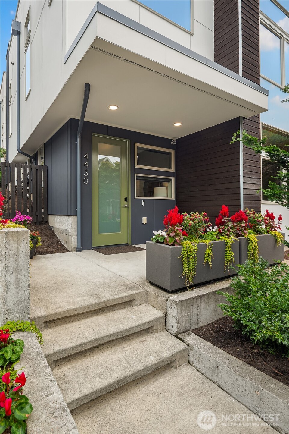 4430 Renton Avenue South Seattle, WA 98108 - Photo 3 of 37