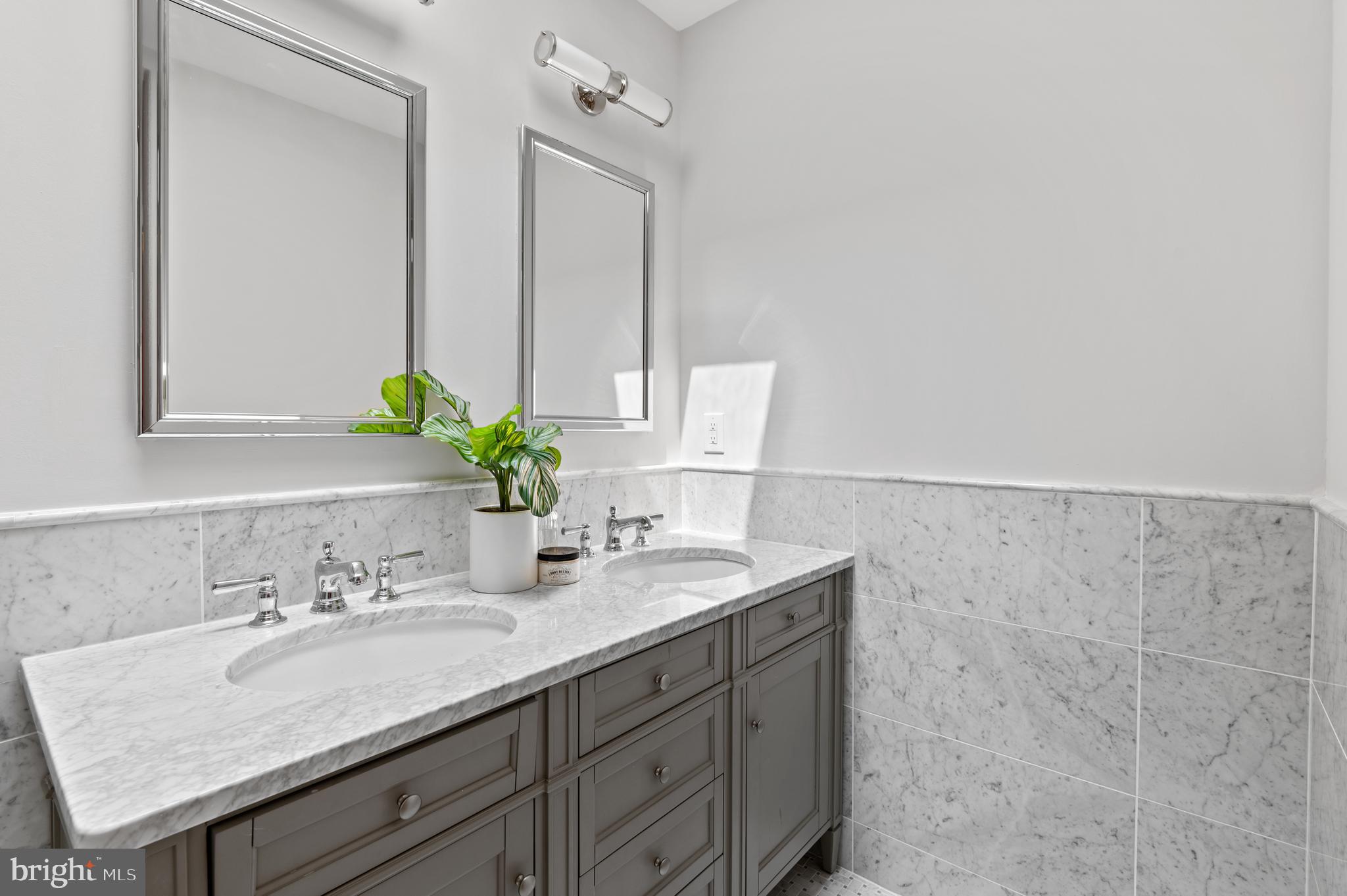 3705 Reservoir Road Northwest Washington, DC 20007 - Photo 15 of 26