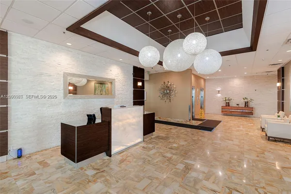 $5,500 | 9511 Collins Avenue, Unit 811, Surfside, FL 33154