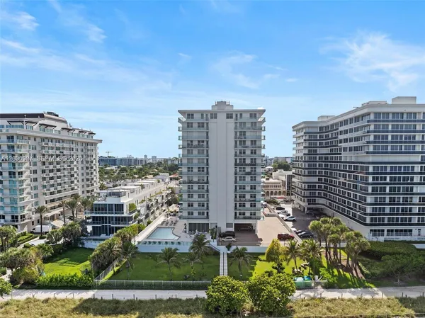 $5,500 | 9511 Collins Avenue, Unit 811, Surfside, FL 33154