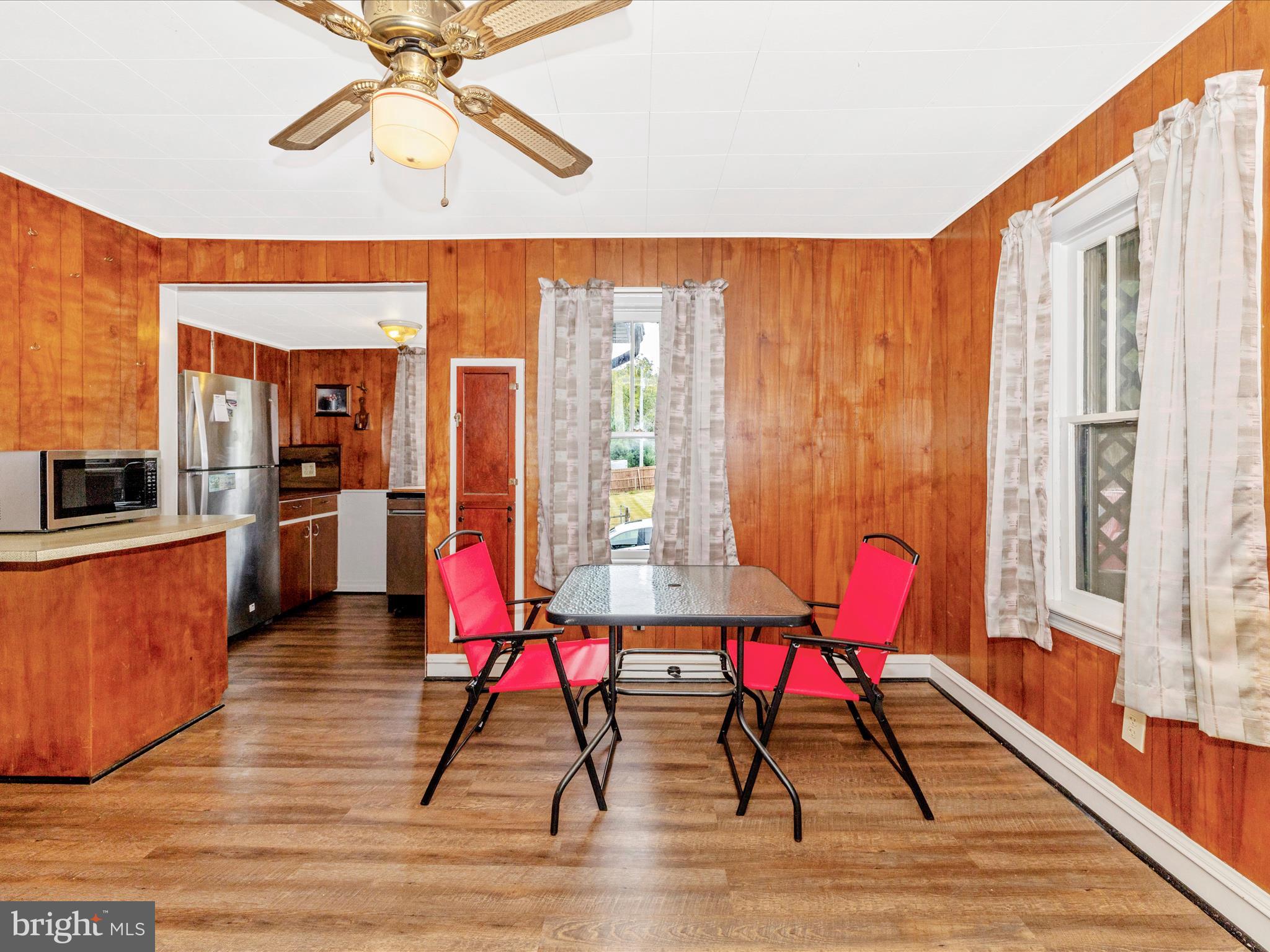 13609 Blairs Valley Road Clear Spring, MD 21722 - Photo 15 of 45 Sitting Area