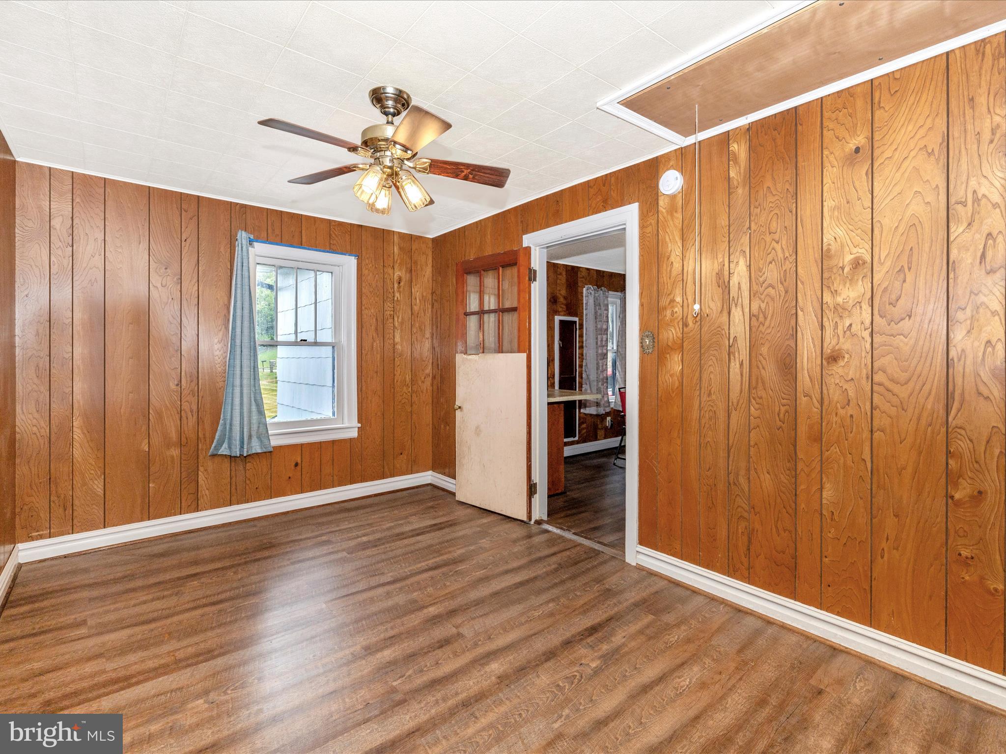13609 Blairs Valley Road Clear Spring, MD 21722 - Photo 23 of 45 Dining Room