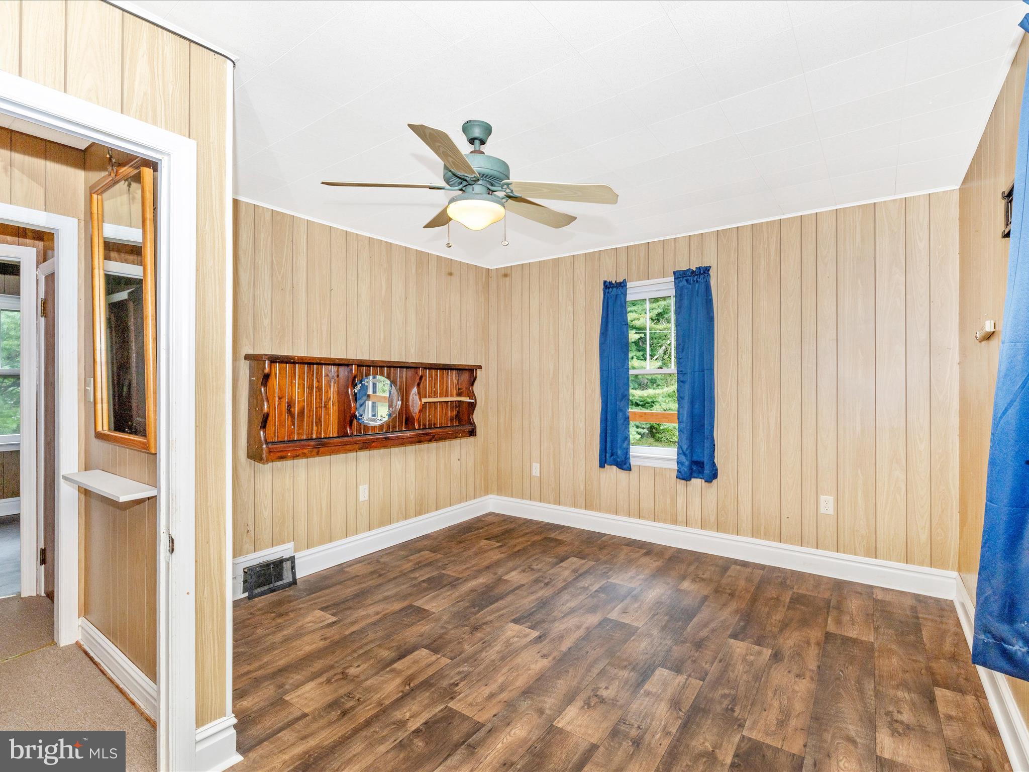 13609 Blairs Valley Road Clear Spring, MD 21722 - Photo 26 of 45 Primary Bedroom