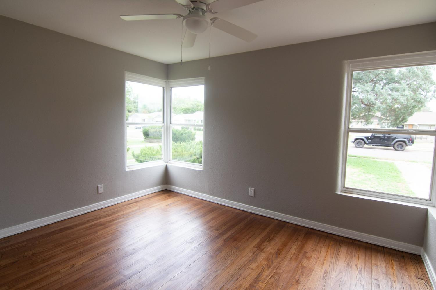 3320 27th Street Lubbock, TX 79410 - Photo 12 of 14 Photo 12