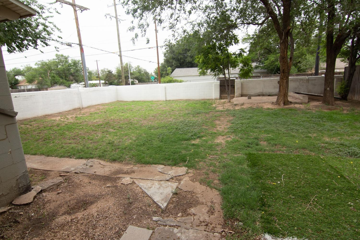 3320 27th Street Lubbock, TX 79410 - Photo 13 of 14 Photo 13