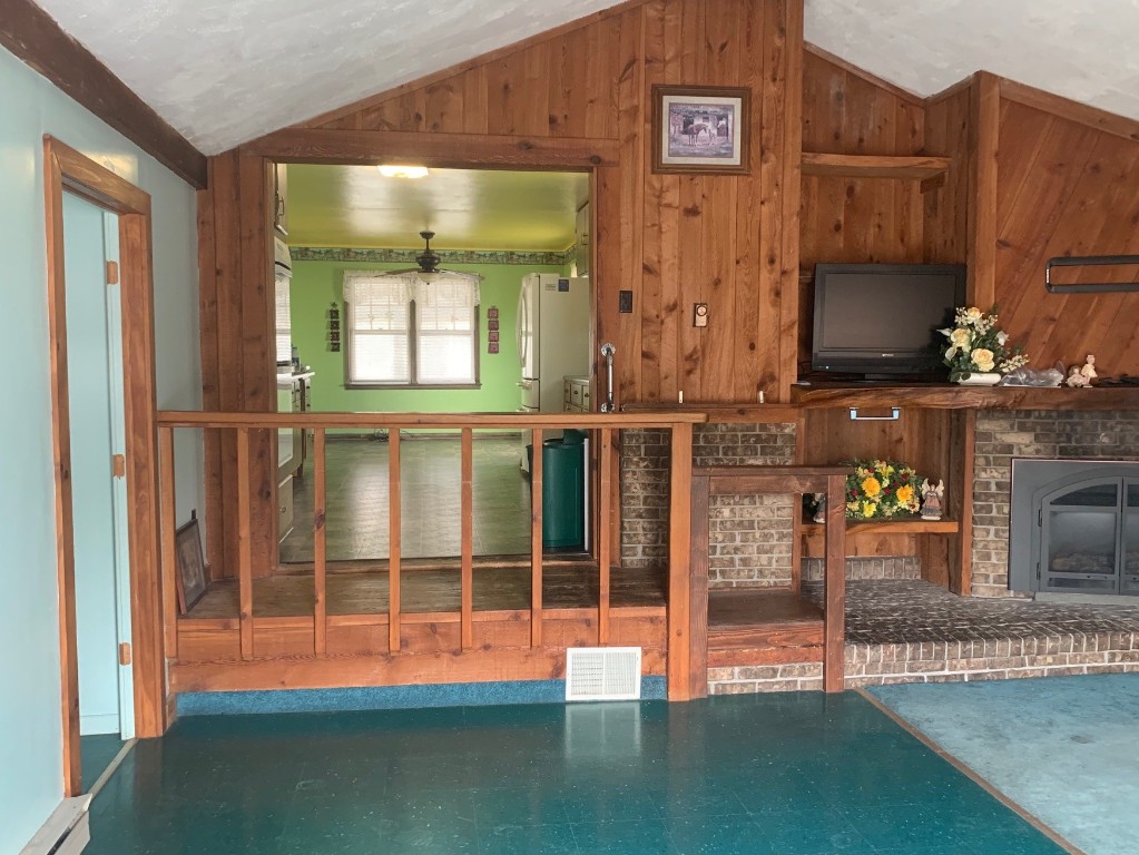 609 Anson Road Endicott, NY 13760 - Photo 9 of 23 Gallery Image 9