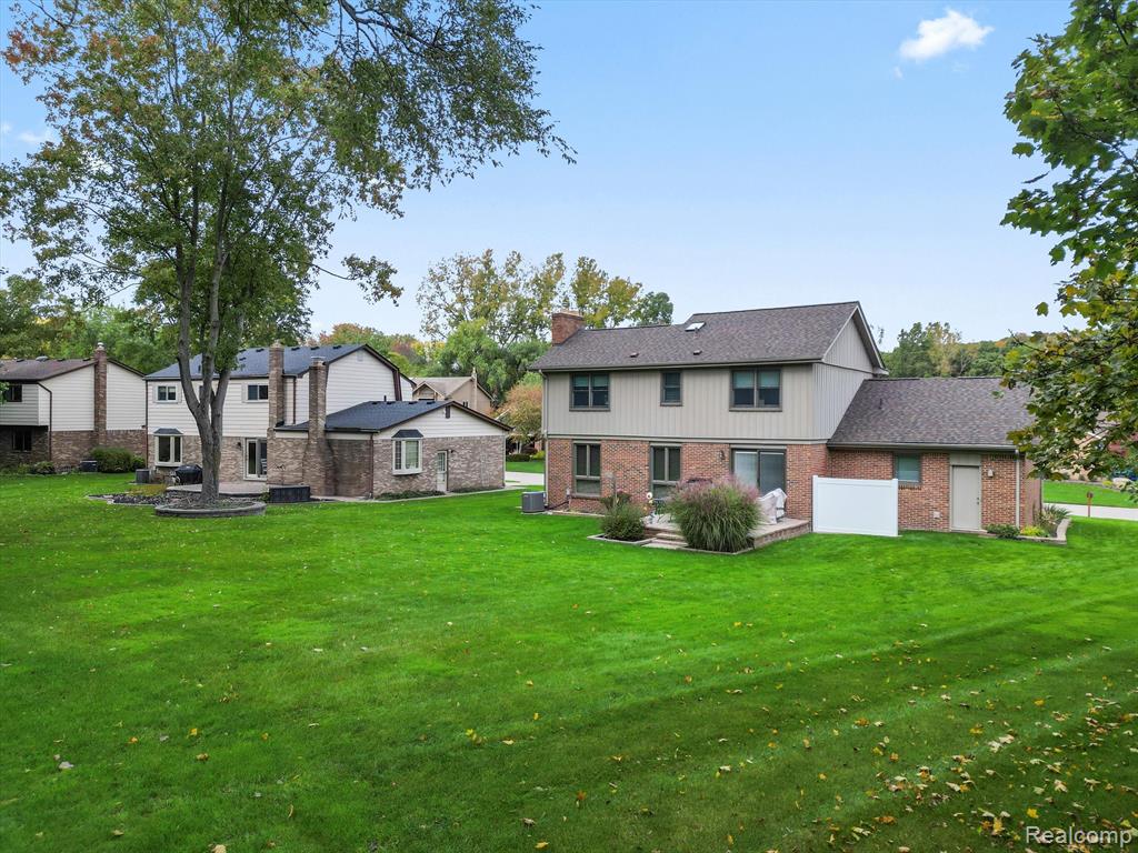 846 Stag Ridge Road Rochester Hills, MI 48309 - Photo 41 of 42