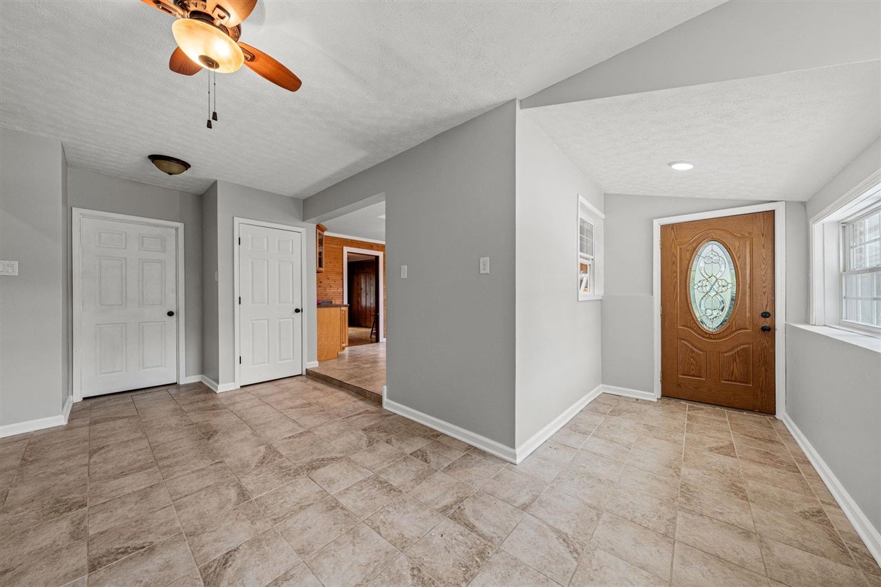 748 Slim Island Road Bowling Green, KY 42101 - Photo 10 of 48 Gallery Image 10