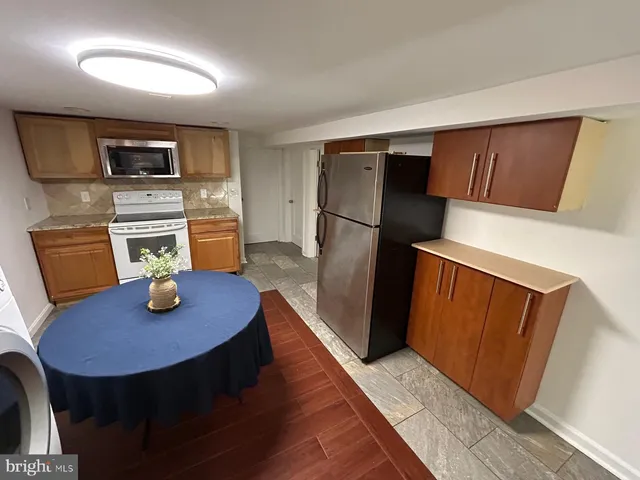 $730,000 | 8014 Steadman Street, Alexandria, VA 22309