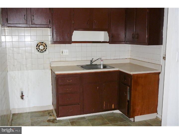 608 Homestead Road Wilmington, DE 19805 - Photo 3 of 12 Unit #1