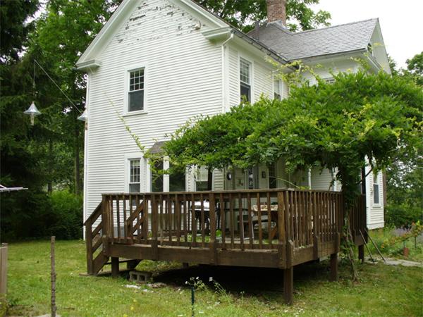20 Triangle Street Amherst, MA 01002 - Photo 4 of 21