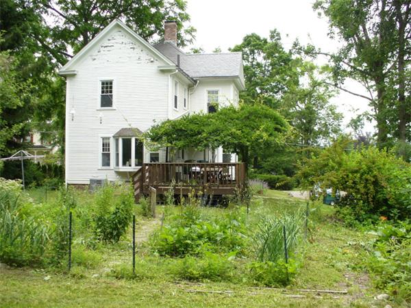 20 Triangle Street Amherst, MA 01002 - Photo 6 of 21