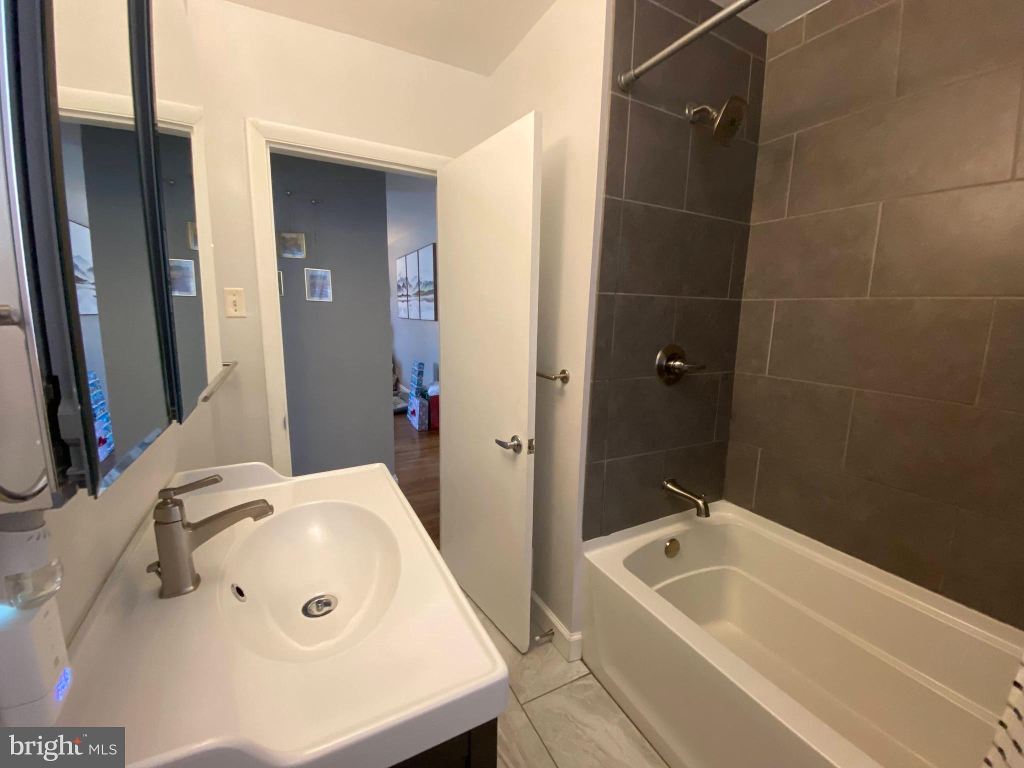 313 Savannah Road Essex, MD 21221 - Photo 10 of 22 Full bath