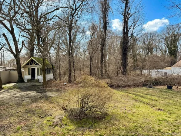 $699,999 | 160 Lincoln Boulevard, Hauppauge, NY 11788