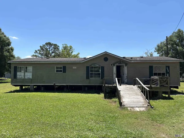 $75,000 | 537 Highway 20, Schriever, LA 70395