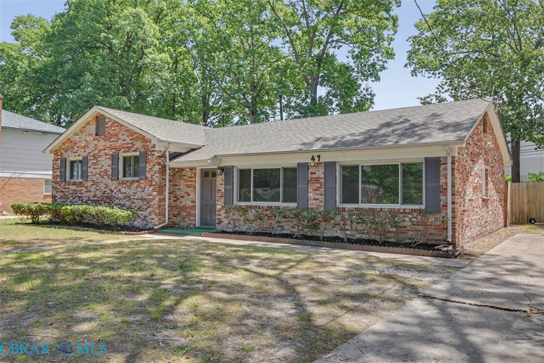 47 Azalea Drive Hampton, VA 23669 - Photo 4 of 35